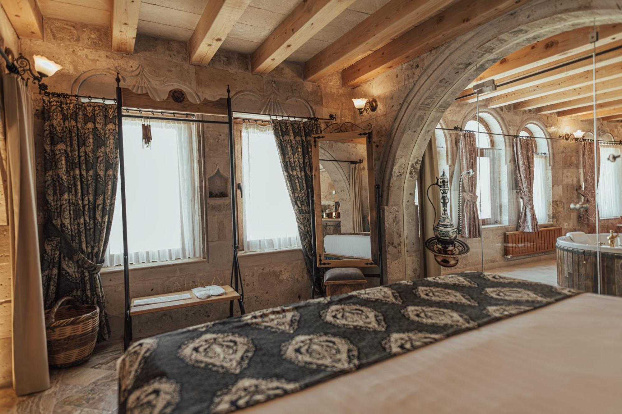 Sah Saray Cave Suites Halal Hotel Göreme Esterno foto